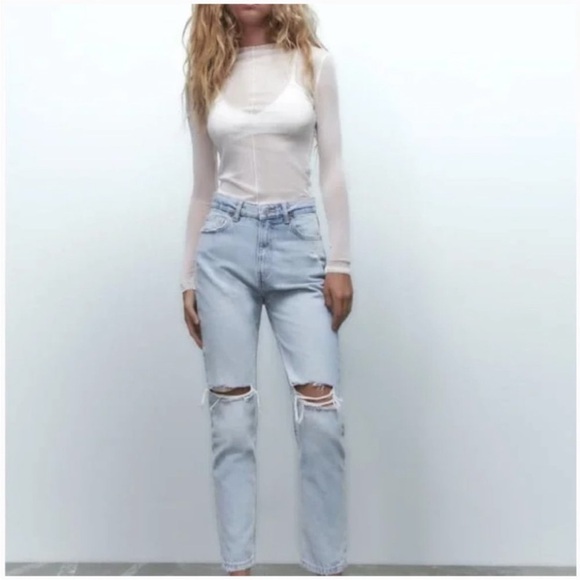 Zara Denim - Zara Mom Fit Jeans With High Waist Size 0